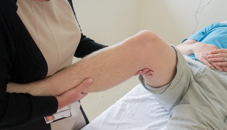 معاینات فیزیکی فیزیوتراپی زانو